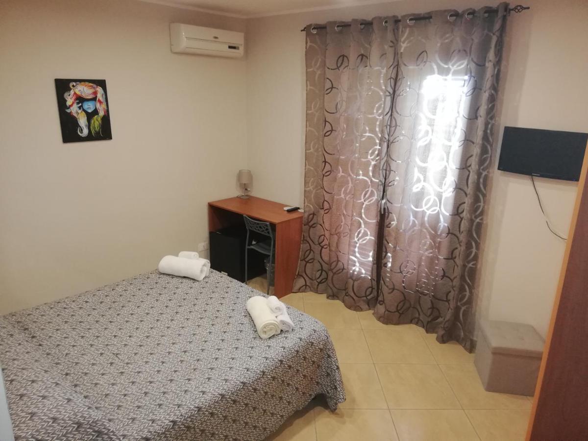 Bed and Breakfast Anthea Dell' Etna à Santa Venerina Extérieur photo