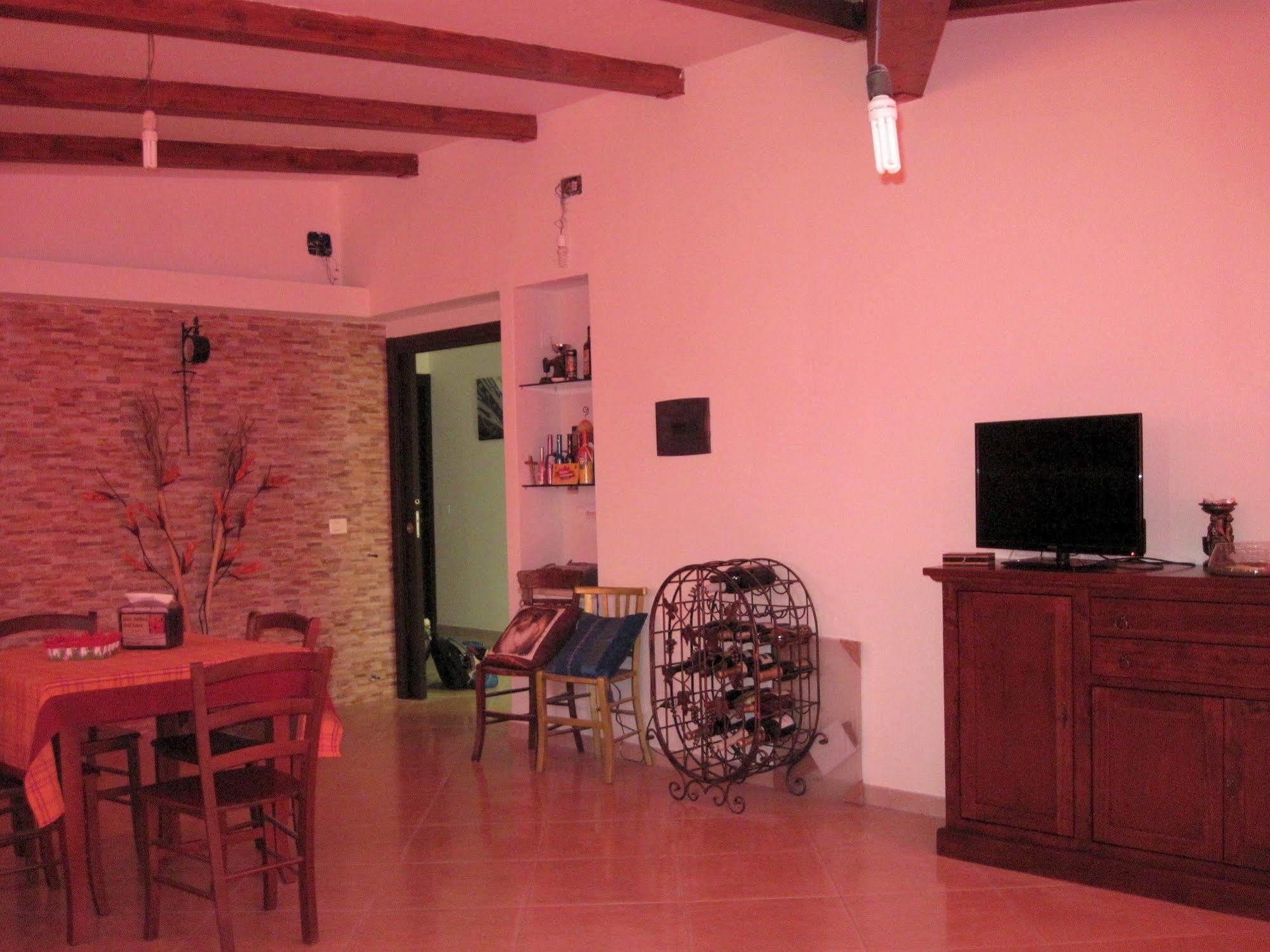 Bed and Breakfast Anthea Dell' Etna à Santa Venerina Extérieur photo